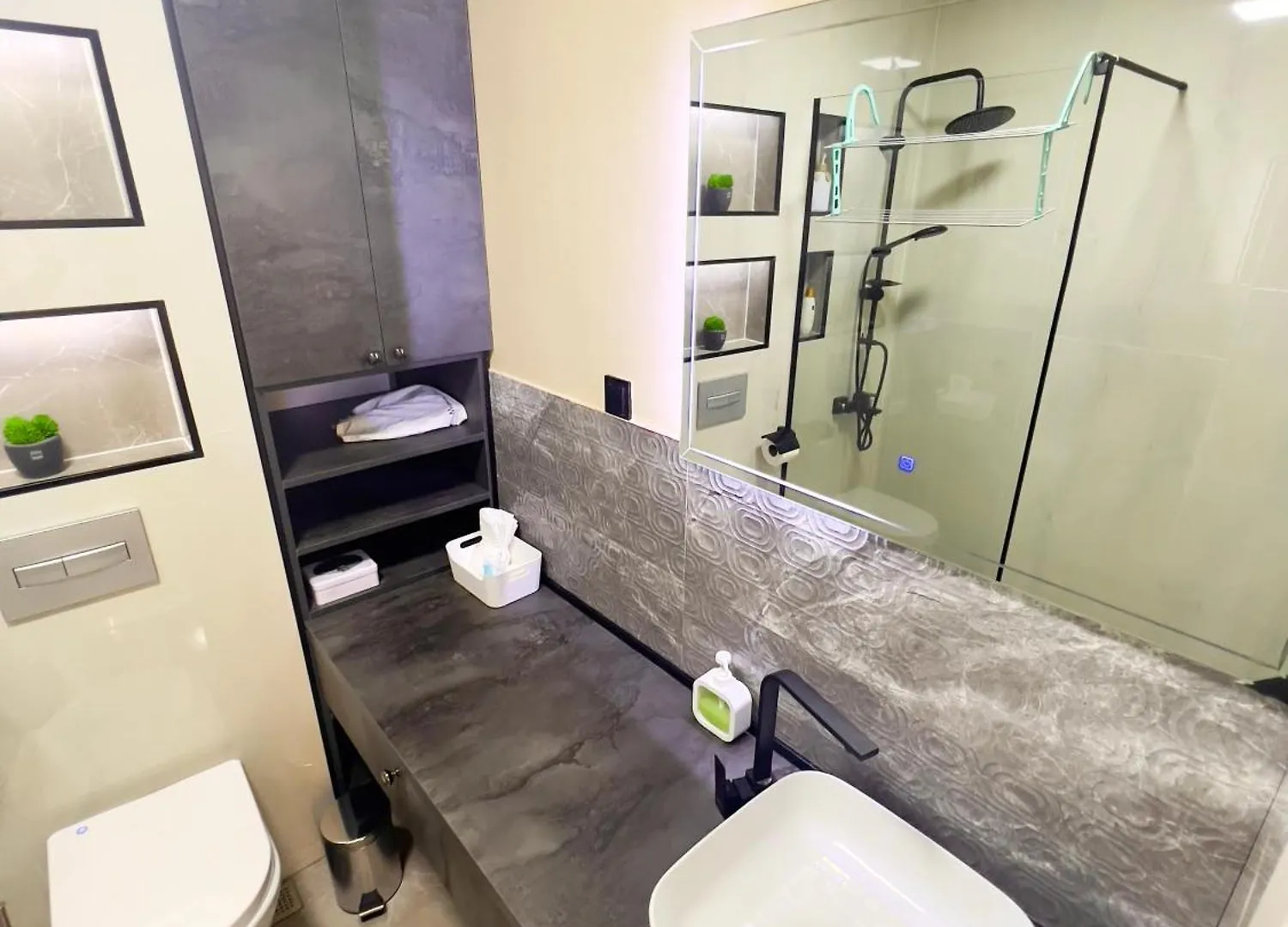 Luxury Apartment In Batumi View With Sea View