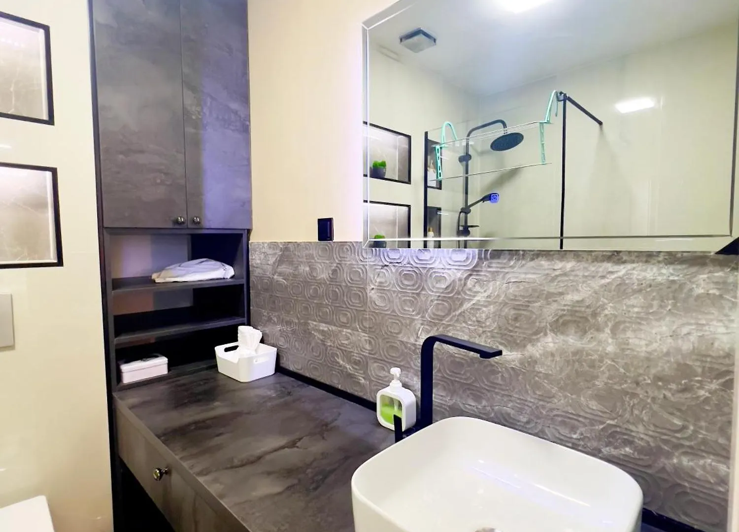 Luxury Apartment In Batumi View With Sea View