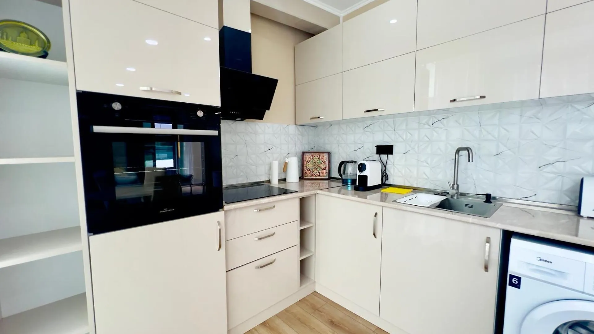 Luxury Apartment In Batumi View With Sea View