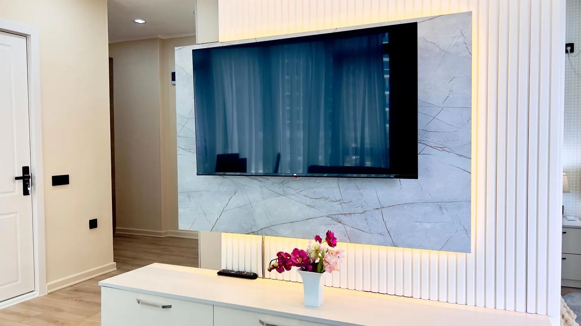 Luxury Apartment In Batumi View With Sea View